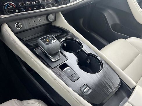 Certified 2023 Nissan Rogue SL w/ SL Premium Package image 26