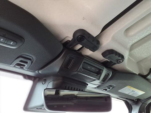 New 2025 Jeep Gladiator Rubicon w/ Convenience Group image 28