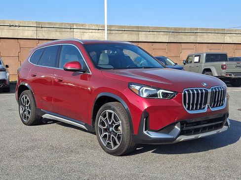 Used 2026 BMW X1 xDrive28i w/ Technology Package AWD/4WD image 1