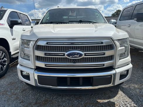 Used 2016 Ford F150 Platinum w/ Equipment Group 701A Luxury image 4