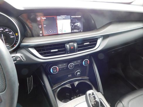 Used 2023 Alfa Romeo Stelvio AWD image 36