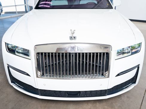Used 2022 Rolls-Royce Ghost image 15