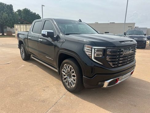 Used 2026 GMC Sierra 1500 Denali Ultimate AWD/4WD image 5