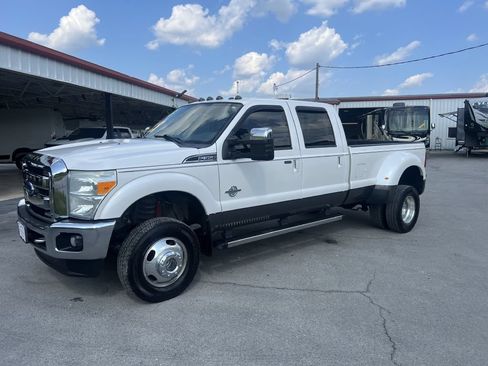 Used 2015 Ford F350 Lariat w/ Chrome Package AWD/4WD image 5