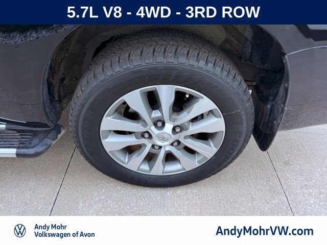 Used 2017 Toyota Sequoia Limited w/ Safety & Convenience Package AWD/4WD image 10