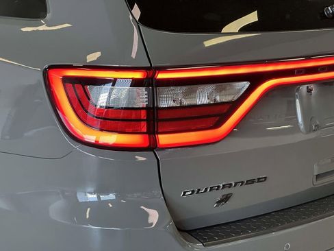 Used 2022 Dodge Durango R/T w/ Blacktop Package AWD/4WD image 12