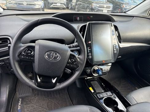 Used 2020 Toyota Prius Prime Limited image 6