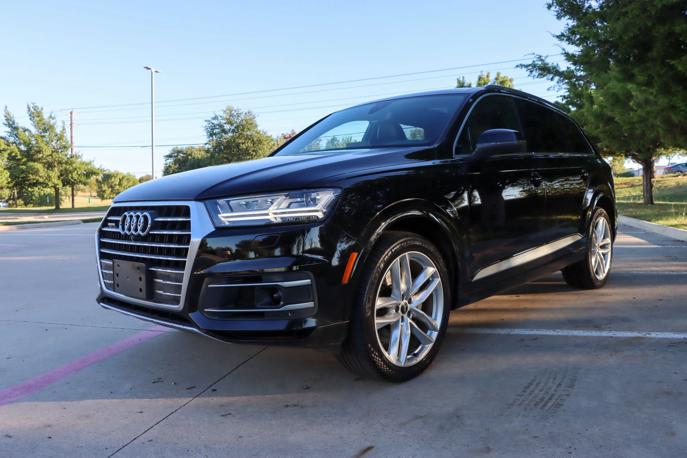 Used 2018 Audi Q7 3.0T Prestige w/ Prestige Package AWD/4WD image 3