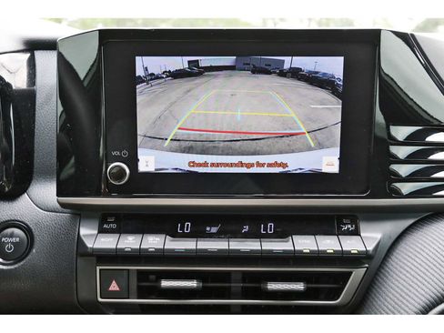 Used 2026 Toyota Camry SE FWD image 23