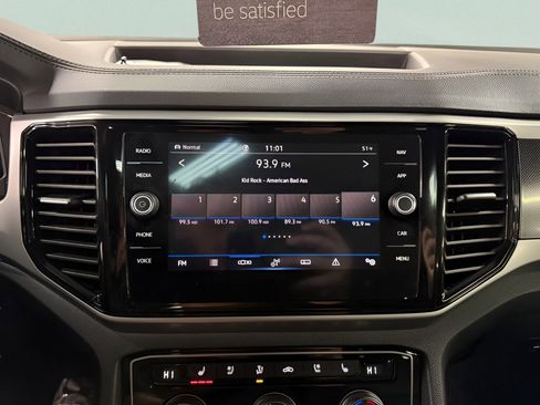 Certified 2023 Volkswagen Atlas Cross Sport SEL Premium R-Line image 13