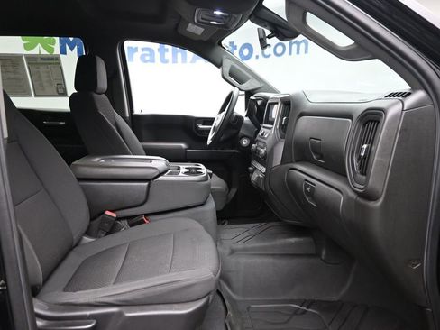 Used 2021 Chevrolet Silverado 1500 Custom w/ Safety Confidence Package AWD/4WD image 9
