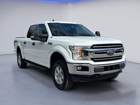 Used 2020 Ford F150 XLT w/ Equipment Group 301A Mid image 6