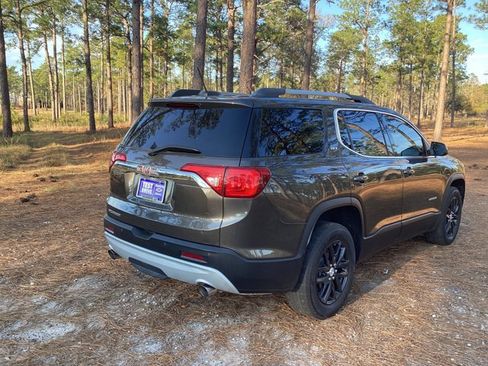 Used 2019 GMC Acadia SLT image 5