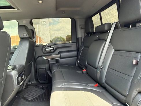 Used 2020 GMC Sierra 2500 Denali w/ Denali Ultimate Package AWD/4WD image 18
