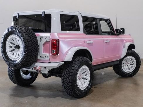 Used 2025 Ford Bronco Heritage Edition image 5