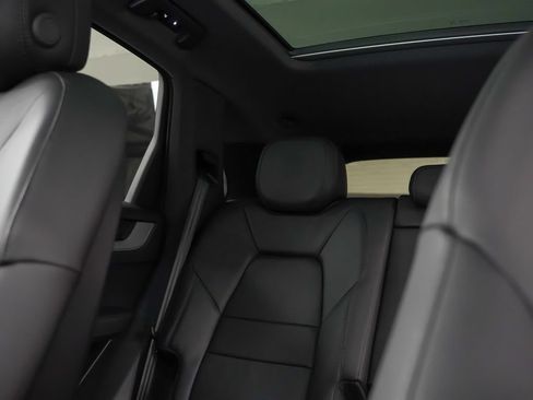 Certified 2026 Porsche Cayenne E-Hybrid AWD/4WD image 35