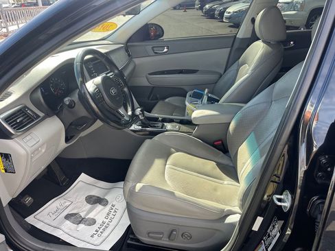 Used 2016 Kia Optima EX image 29