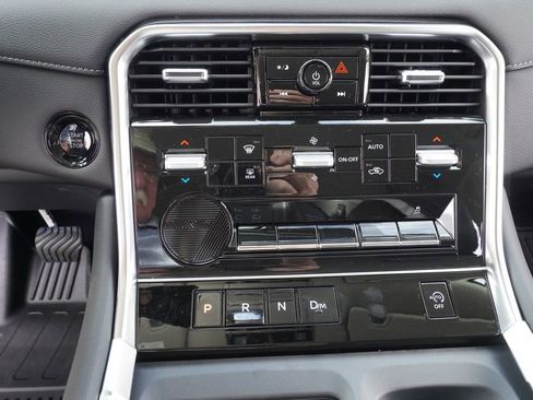 New 2026 Nissan Armada SV image 19