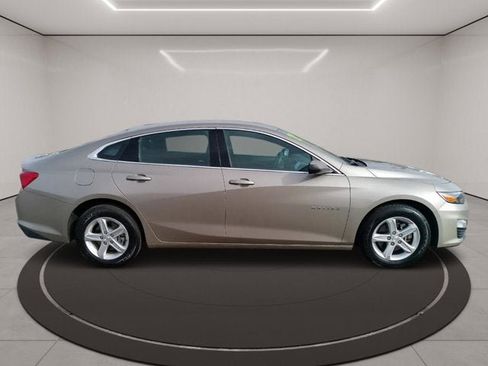 Used 2024 Chevrolet Malibu LT FWD image 4