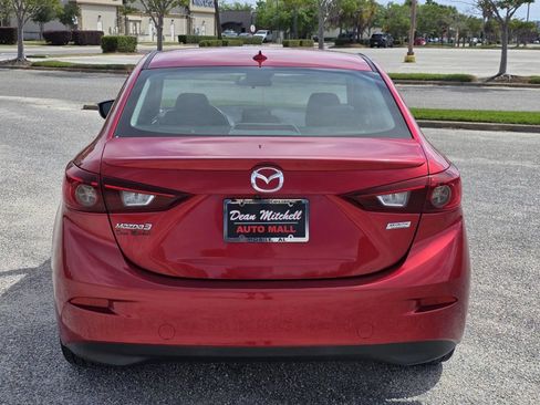 Used 2018 MAZDA MAZDA3 Touring image 3