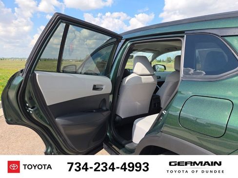 New 2026 Toyota Corolla Cross LE FWD image 28