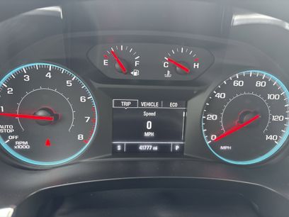 Used 2020 Chevrolet Traverse LT