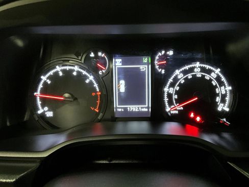 Used 2024 Toyota 4Runner SR5 image 15