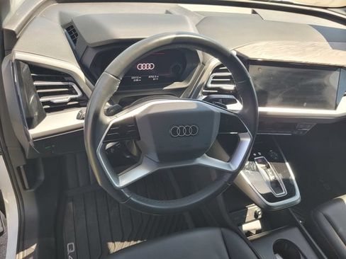 Used 2024 Audi Q4 e-tron Premium Plus AWD/4WD image 30