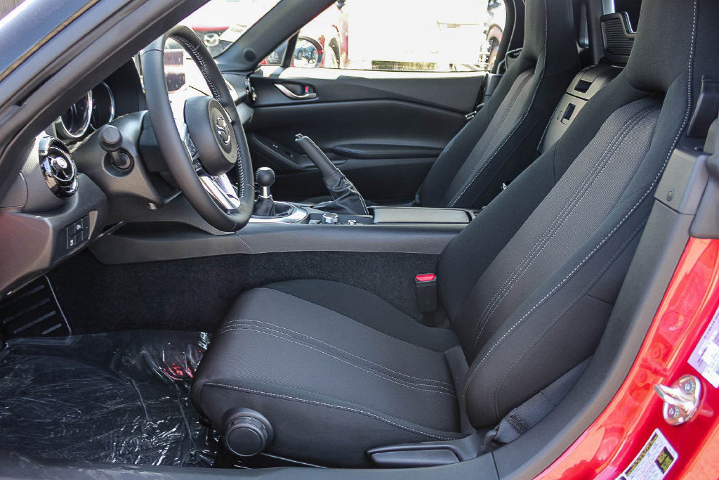 New 2026 MAZDA MX-5 Miata Sport w/ Weather Package RWD image 18