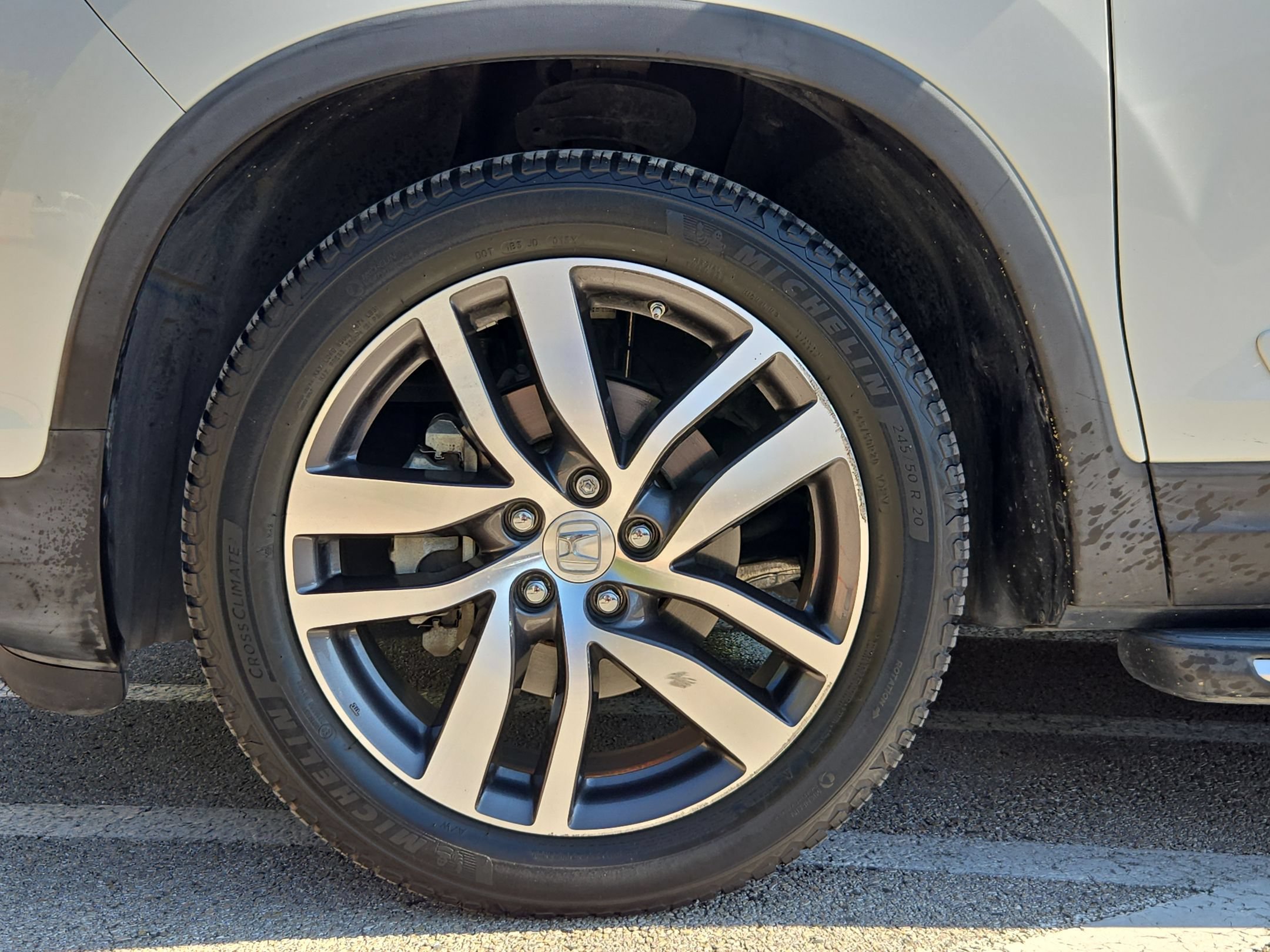 Used 2016 Honda Pilot Touring image 30
