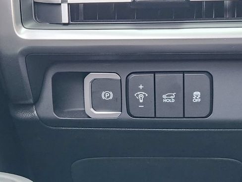 Certified 2026 Hyundai Santa Fe SEL FWD image 15
