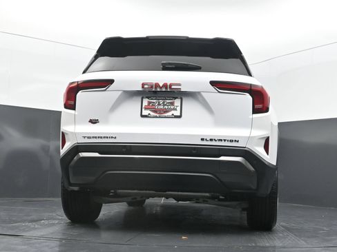 Used 2026 GMC Terrain Elevation FWD image 39