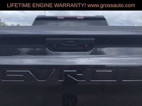Used 2023 Chevrolet Silverado 1500 RST AWD/4WD image 10