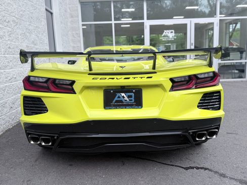 Used 2021 Chevrolet Corvette Stingray Premium Cpe w/ Z51 Performance Package RWD image 38