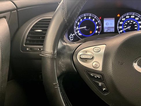 Used 2014 INFINITI QX70 AWD w/ Premium Package image 20