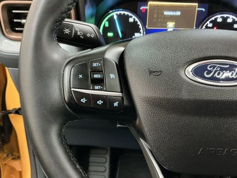 Used 2023 Ford Maverick Lariat w/ Lariat Luxury Package image 28