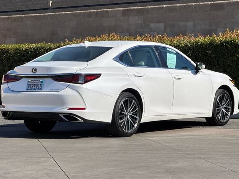 Certified 2025 Lexus ES 350 w/ Premium Package FWD image 4