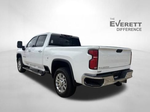 Used 2024 Chevrolet Silverado 2500 LTZ w/ LTZ Convenience Package AWD/4WD image 5