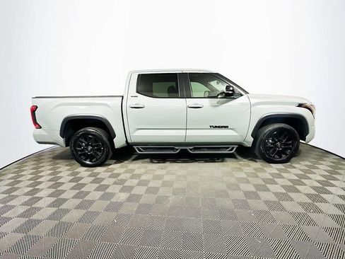 Used 2025 Toyota Tundra Limited AWD/4WD image 9