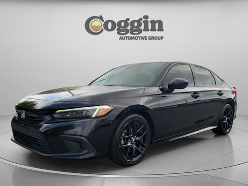 Used 2022 Honda Civic Sport image 2