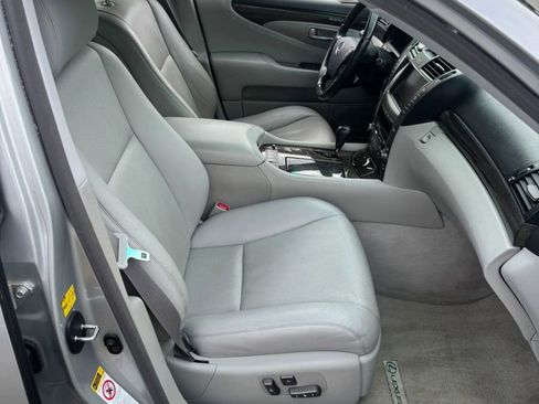 Used 2007 Lexus LS 460 RWD image 34