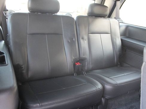 Used 2005 GMC Envoy XL SLT RWD image 22