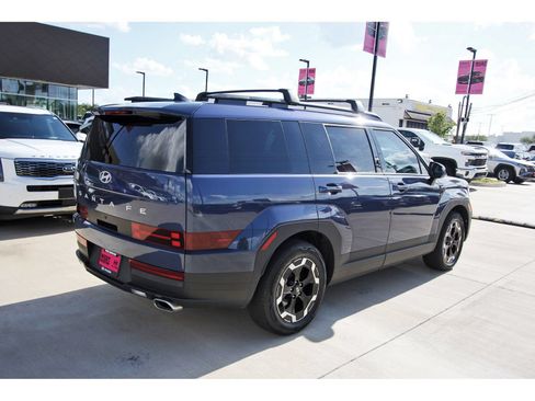 Used 2026 Hyundai Santa Fe SEL FWD image 8