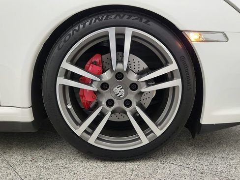 Used 2012 Porsche 911 Carrera 4S AWD/4WD image 31