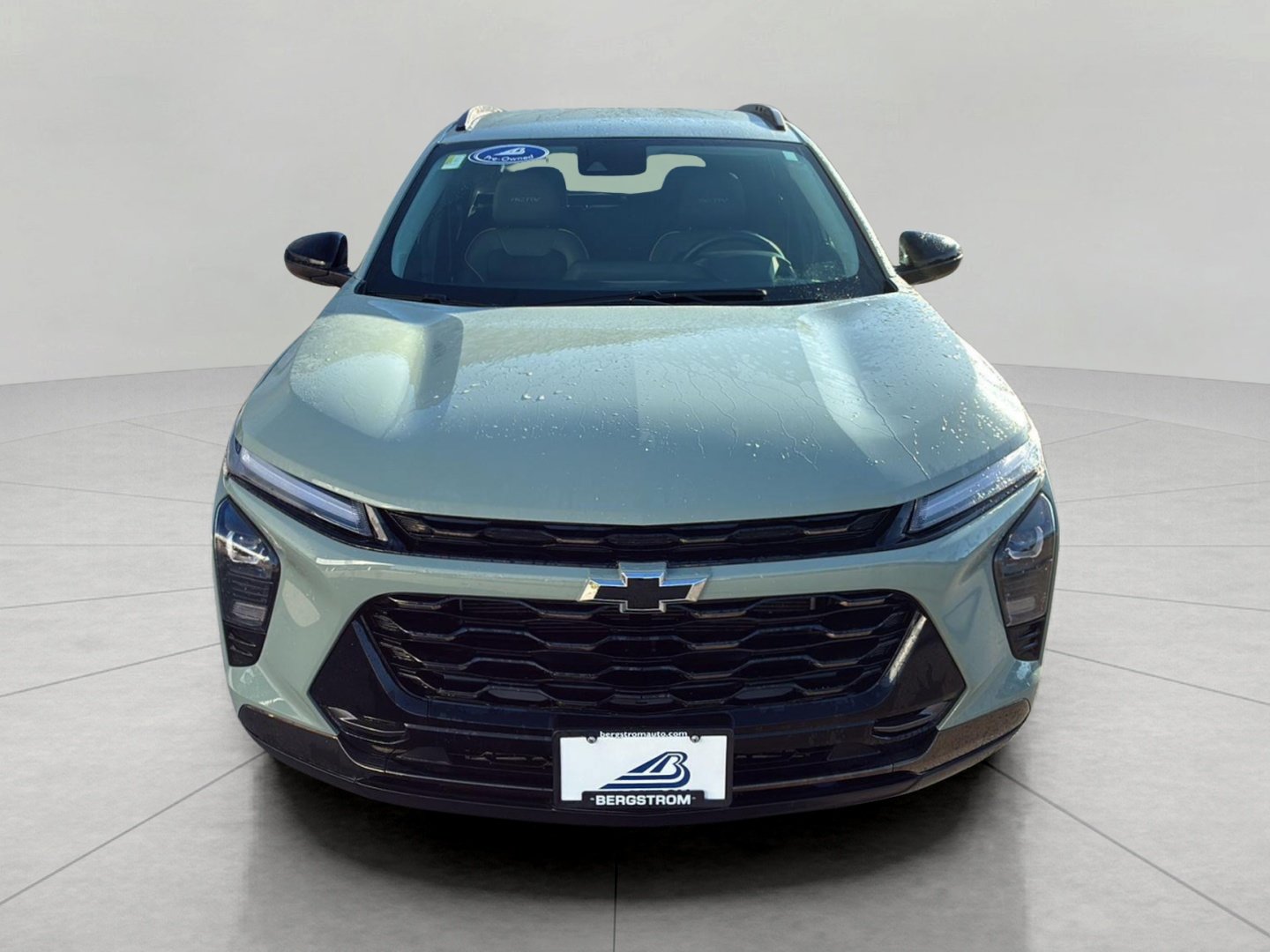 Used 2025 Chevrolet Trax ACTIV w/ Driver Confidence Package FWD image 3