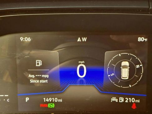Certified 2024 Volkswagen Taos SE FWD image 27