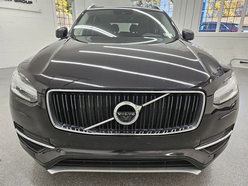 Used 2017 Volvo XC90 T6 Momentum w/ Vision Package image 2