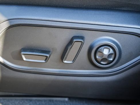 New 2026 Jeep Grand Cherokee Limited image 22