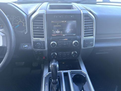 Used 2015 Ford F150 Lariat w/ Equipment Group 502A Luxury image 12