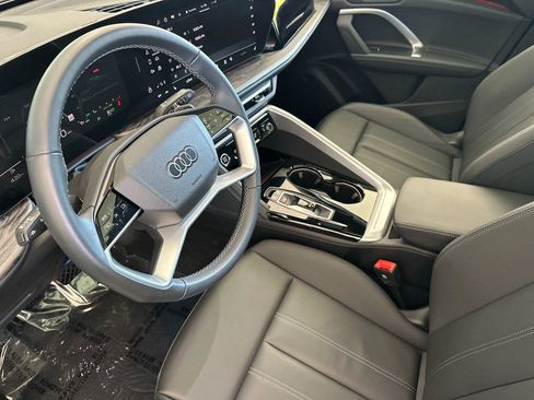 Used 2025 Audi Q5 Premium w/ Convenience Package AWD/4WD image 10